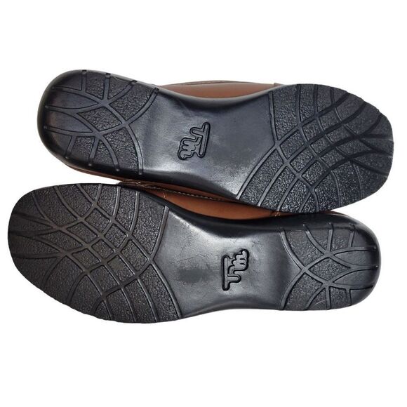 Thom McAn Gavyn Brown Leather Women's Loafers (Size 5.5W) - Picture 7 of 10